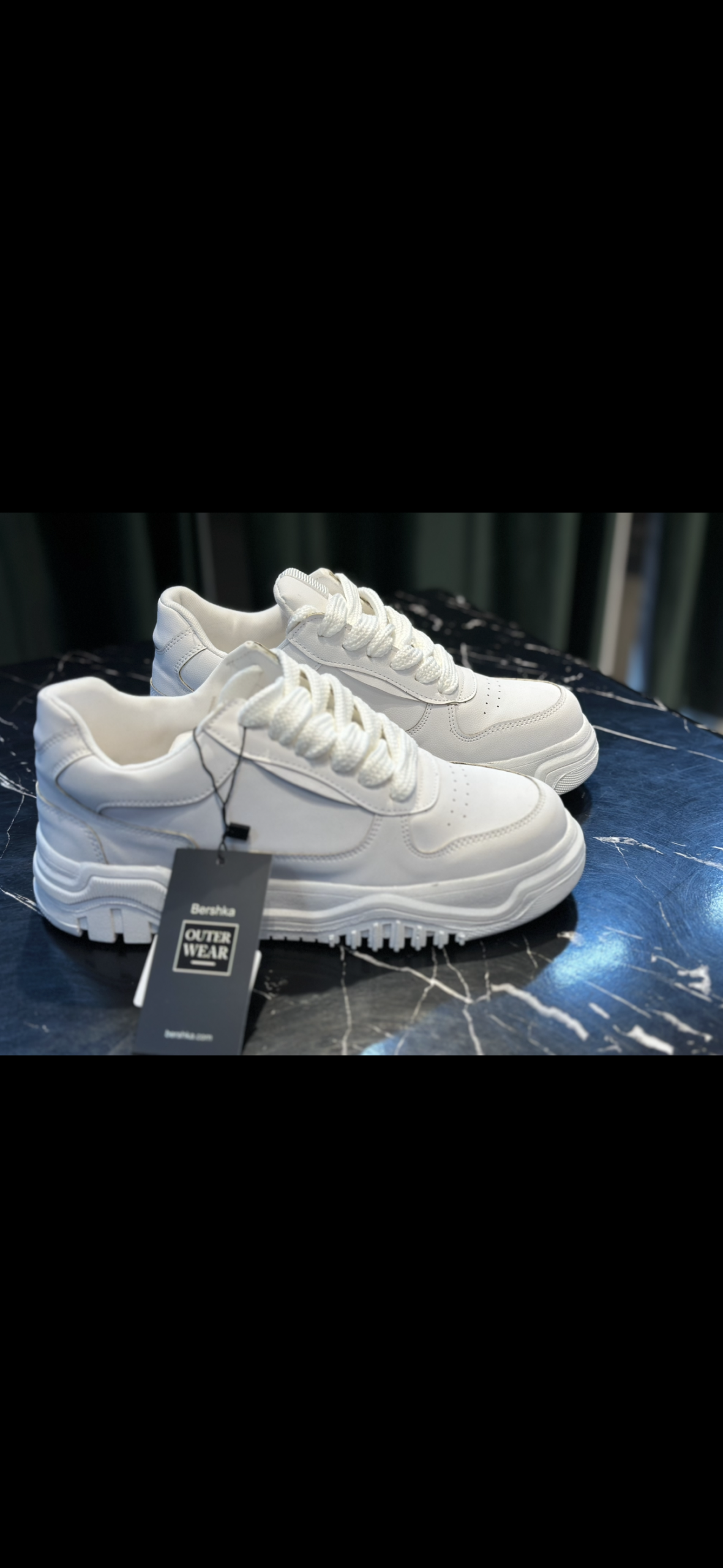 کتونی برشکا