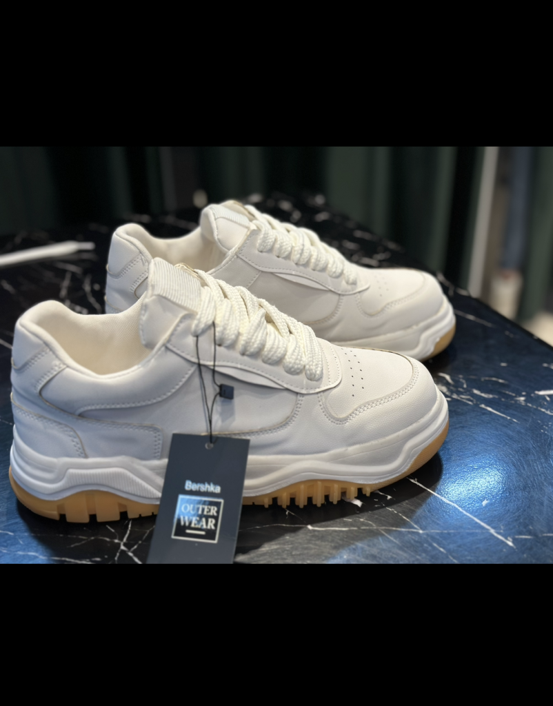 کتونی برشکا