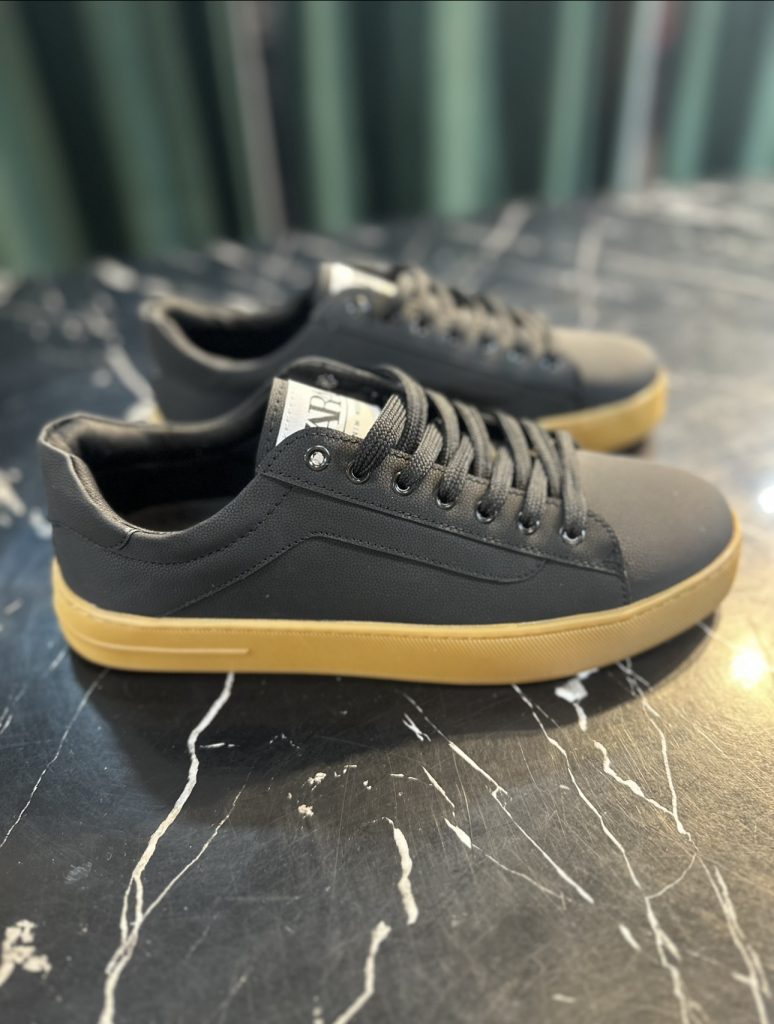ونس ZARA