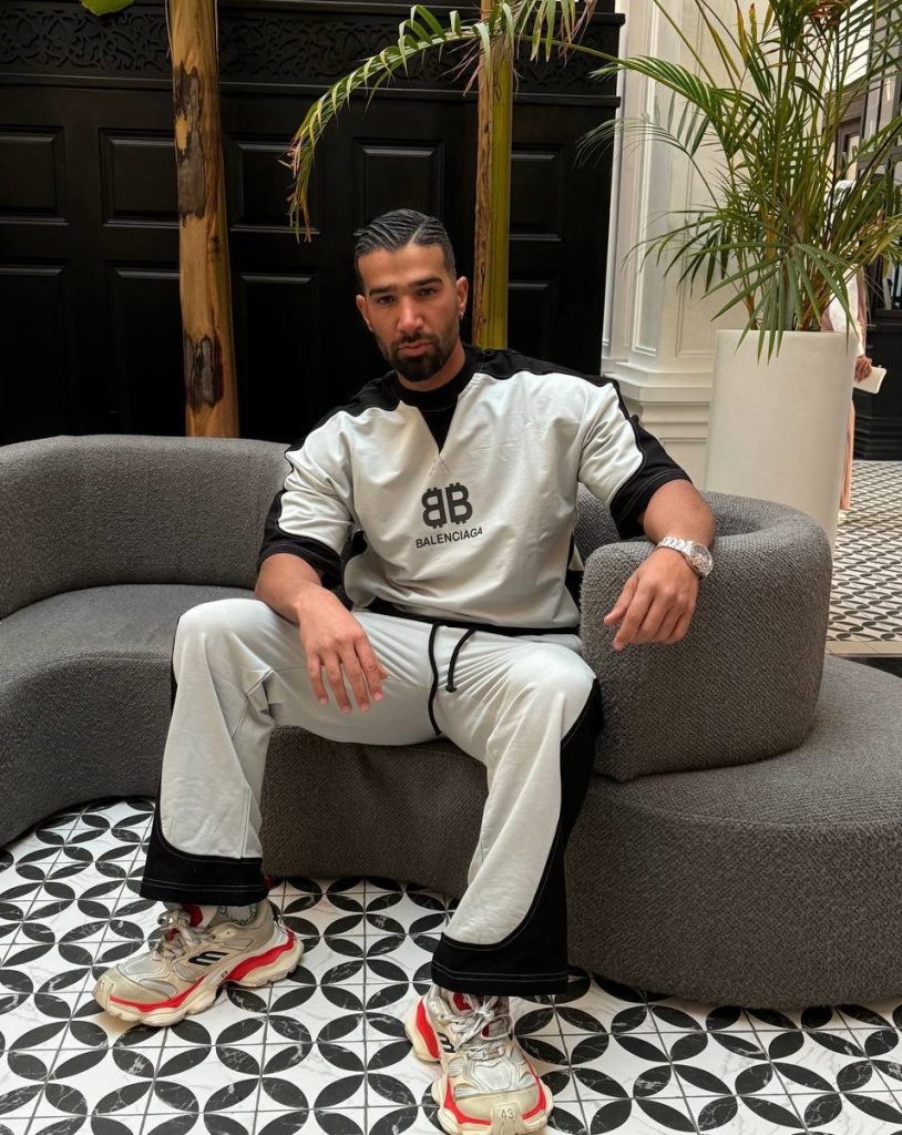 ست تیشرت وشلوار بالنسیاگا