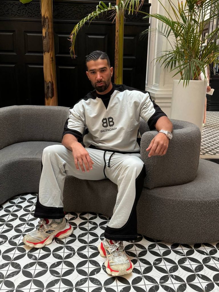 ست تیشرت وشلوار بالنسیاگا