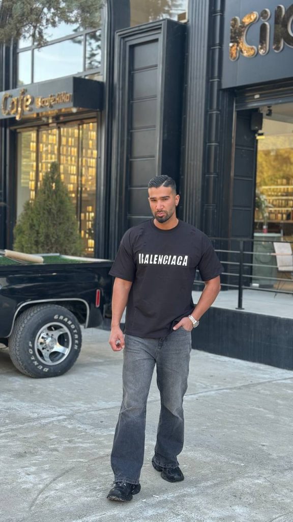 تیشرت بالنسیاگا زاپدار