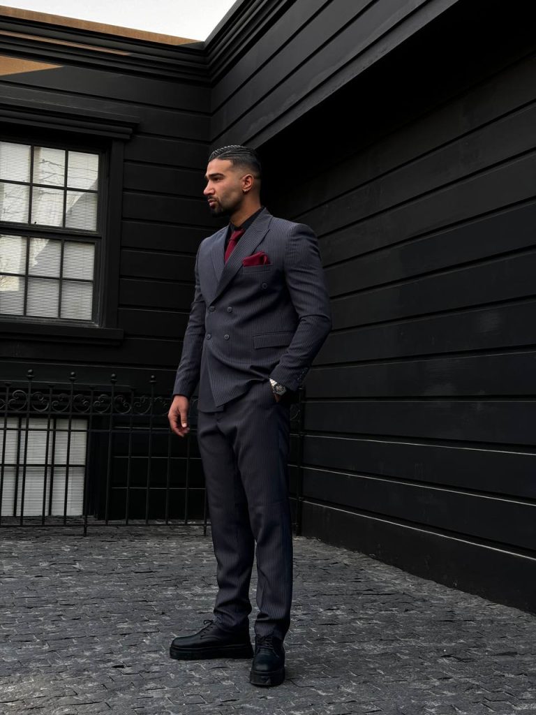 کت و شلوار دیپلمات