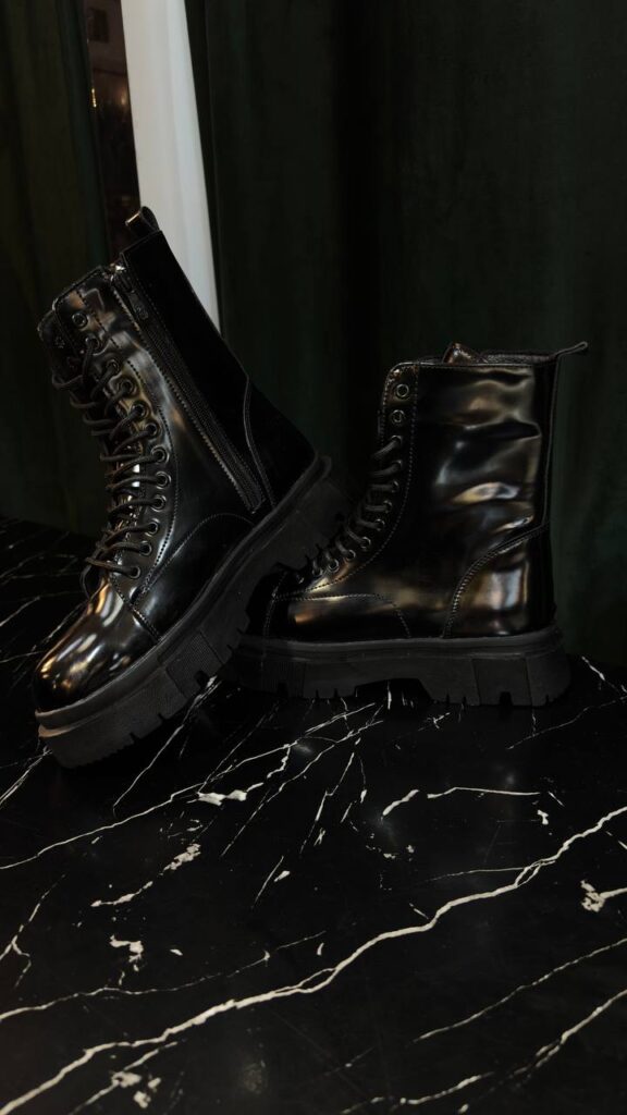 بوت ورنی برشکا