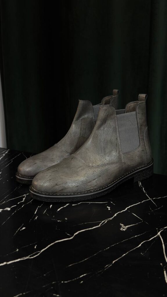 نیم بوت چرم