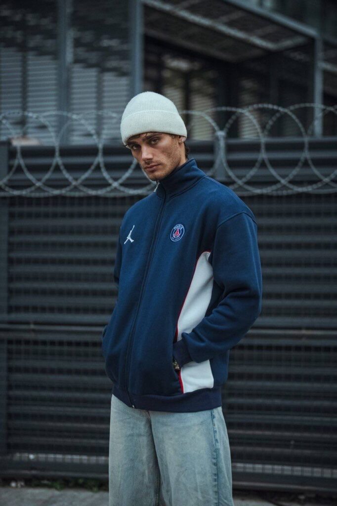 سویشرت ورزشی