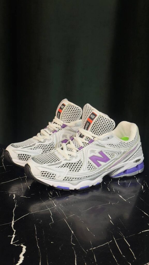 کتونی نیوبالانس 1064