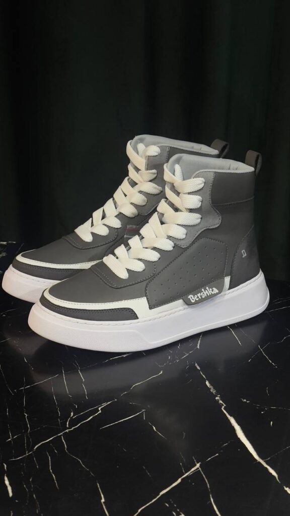 کتونی برشکا ساقدار