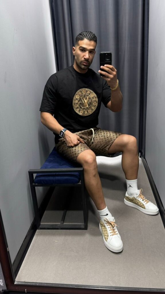 ست تیشرت و‌شلوارک