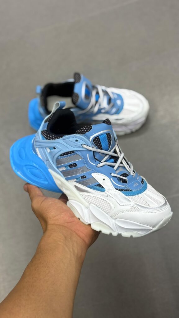 کتونی adidas delax