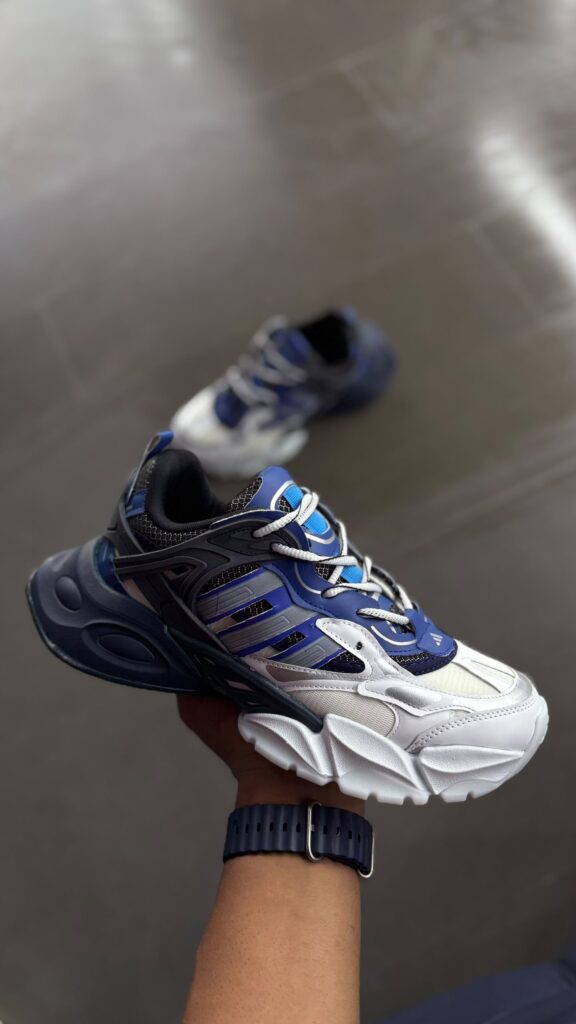 کتونی adidas delax